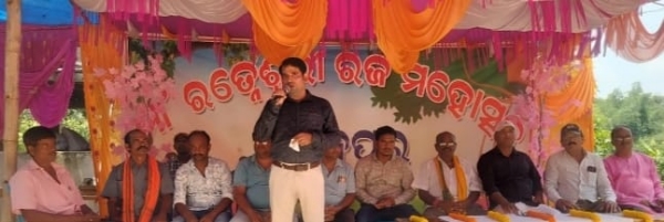ରତନପୁରରେ ନିଆରା ଢଙ୍ଗରେ ରଜ ମହୋତ୍ସବ  ପାଳିତ