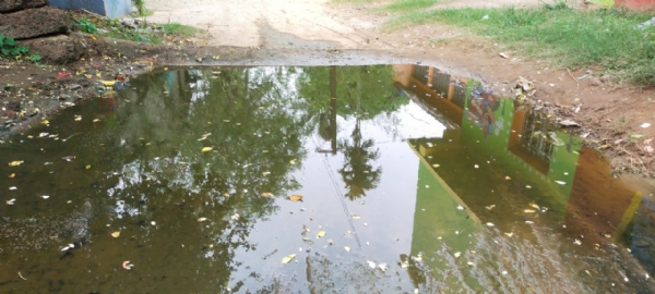 ଗାଁ ଦାଣ୍ଡରେ ରାସ୍ତାରେ ବର୍ଷା ଜଳ : କୁହୁଳୁଛି ଜନ ଅସନ୍ତୋଷ