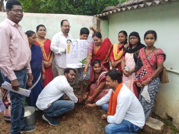 ବିକାଶ ବାହାନ କୁ ସ୍ୱାଗତ ଜଣାଇଲେ ବାଲିଖମାର ଗ୍ରାମ ପଞ୍ଚାୟତବାସୀ