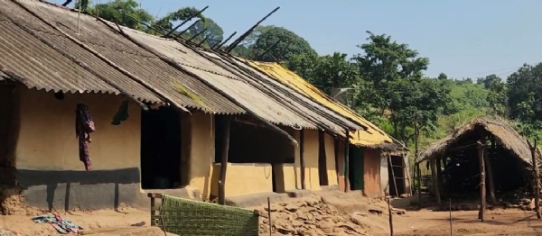 ଅବହେଳିତ ପାହାଡିଆ ଗାଁ ପଢେଇଗୁଡା