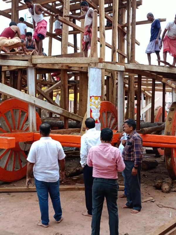 ତିନିରଥ ଅନୁଧ୍ୟାନ କଲେ ଇଞ୍ଜିନିୟର ଟିମ