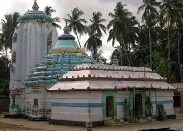 ଅଣସର ସମୟରେ ଚତୁର୍ଦ୍ଧାମୂର୍ତ୍ତି ନାରାୟଣ ଶ୍ରୀଅଲାରନାଥଙ୍କ ଦର୍ଶନ