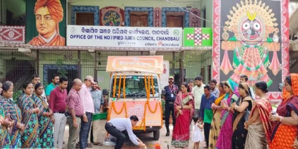 ଚାନ୍ଦବାଲିରେ ବିକାଶ ବାହାନ ଯାତ୍ରାର ଶୁଭାରମ୍ଭ