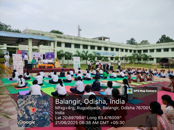 ଅନ୍ତର୍ଜାତୀୟ ଯୋଗ ଦିବସ ପରିପାଳିତ
