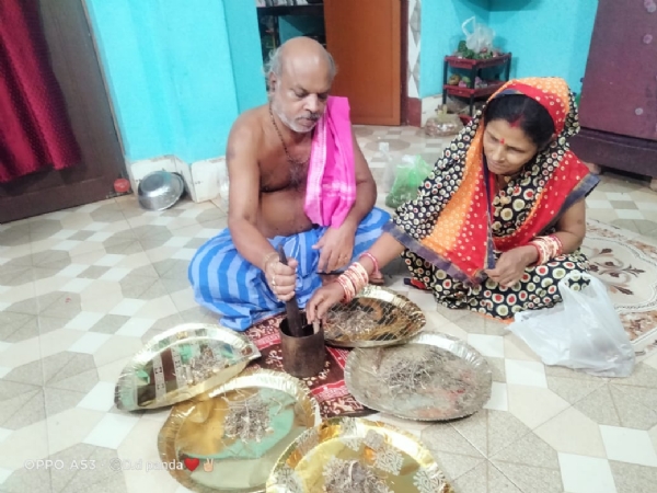 ଅଣସରଘରେ ଶ୍ରୀଜିଉ,ଦଶମୁଳ ମୋଦକ  ଲାଗି