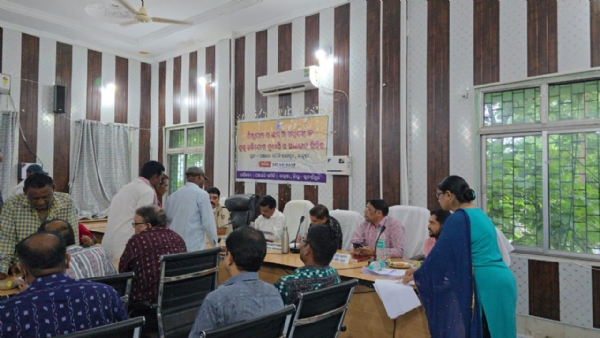 ଉଲୁଣ୍ଡା ଠାରେ ଜିଲ୍ଲାପାଳ ଓ ଆରକ୍ଷୀ ଅଧିକ୍ଷକଙ୍କ ଯୁଗ୍ମ ଅଭିଯୋଗ ଶୁଣାଣି ଶିବିର :  * ବିଭିନ୍ନ ୪୫ ଗୋଟି ଅଭିଯୋଗ ଦରଖାସ୍ତ ଗ୍ରହଣ :