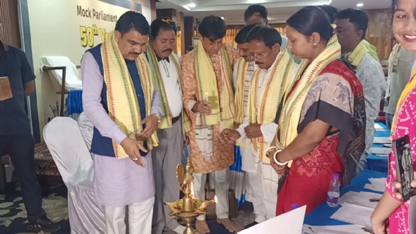 ଜୟପୁର ରେ ବିଜେପି ତରଫରୁ ମକ ପାର୍ଲାମଣ୍ଟ କାଯ୍ୟକ୍ରମ