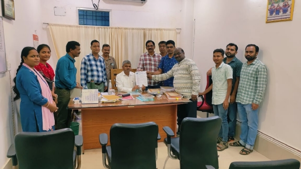 ଓଡ଼ିଶା ରାଜସ୍ୱ ଅମଲା ସଂଘର ଆନ୍ଦୋଳନ ପାଇଁ ନିଷ୍ପତି, ଦାବିପୁରଣ ନହେଲେ ୧୪  ତାରିଖ ଠାରୁ ଅନିର୍ଦ୍ଧିଷ୍ଟ କାଳ ଯାଏଁ କାର୍ଯ୍ୟ ବନ୍ଦ ଡାକରା I