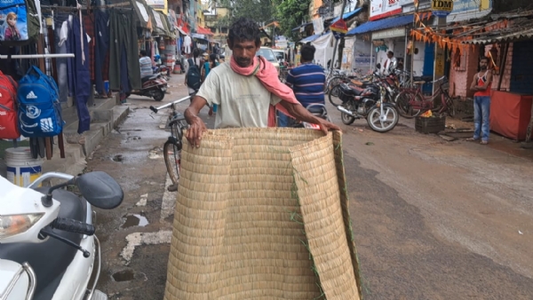 ସଂରକ୍ଷଣ ଖୋଜୁଛି - ଲାଣ୍ଡିବନ୍ଧ ର ପ୍ରସିଦ୍ଧ ମସିଣା୧