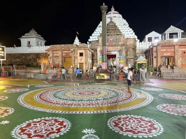 ଭକ୍ତଙ୍କୁ ନବଯୌବନ ବେଶରେ ଦର୍ଶନ ଦେଲେ ମହାପ୍ରଭୁ