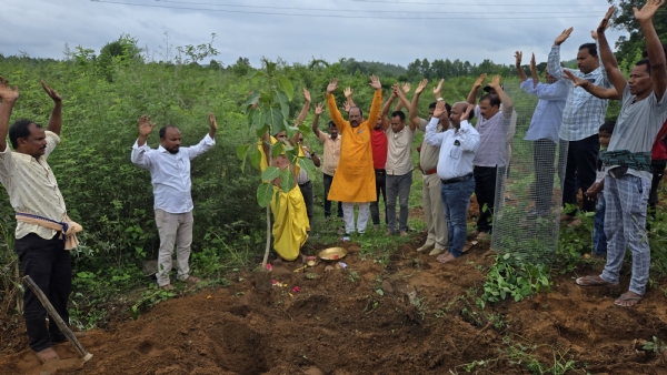 କୁଞ୍ଜବନ ପୀଠ ପରିସରରେ ମେଗା ବୃକ୍ଷ ରୋପଣ ଅଭିଯାନ