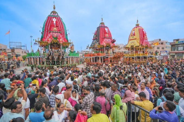 ରଥ ସମ୍ମୁଖରେ ଦଳାଚକଟା ୩ ମୃତ ୮୦ ଆହତ