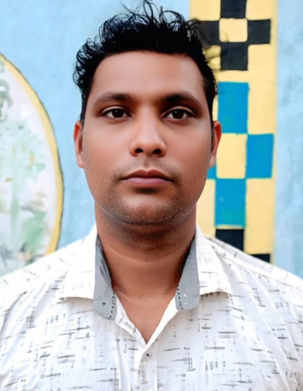 ଗ୍ରୀଷ୍ମରେ ପକ୍ଷୀଙ୍କ ତୃଷା ନିବାରଣ କରିଥିବା ପ୍ରକୃତି ବନ୍ଧୁ ସରୋଜ ମେହେର ଓ ପରିବାରଙ୍କୁ ଉପ ଜିଲ୍ଲାପାଳଙ୍କ ଶୁଭେଚ୍ଛା