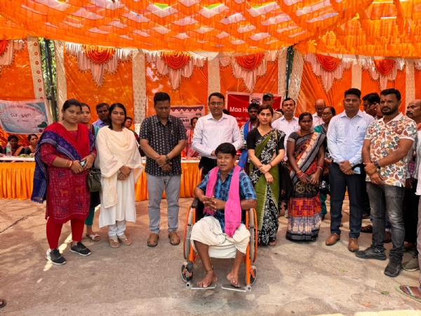ମାନେଶ୍ୱର ବ୍ଲକ ଠାରେ ଜନ ଅଭିଯୋଗ ଶୁଣାଣି