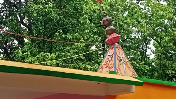 ଭାଙ୍ଗି ଯାଇଥିବା ଦଧି ନଉତି