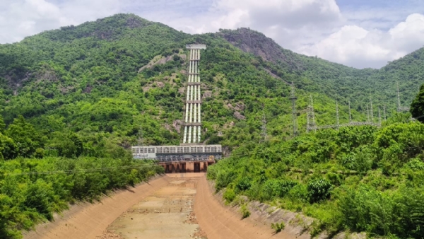 ଘାଟି ରାସ୍ତାରେ