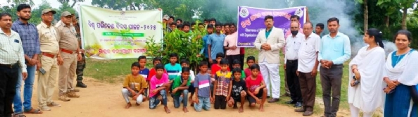 BANYA PRANI & PARIBES SURAKYA SACHETANATA