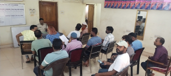 ବୈଠକରେ ଉଭୟ ସମ୍ପ୍ରଦାୟର ବ୍ୟକ୍ତିବିଶେଷ