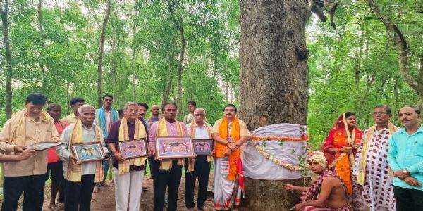 ୫ ଶହ ବର୍ଷର ଚୈତନ୍ୟଦେବଙ୍କ ବିଗ୍ରହ ନିର୍ମାଣ ପାଇଁ ଦାରୁ ଛେଦନ
