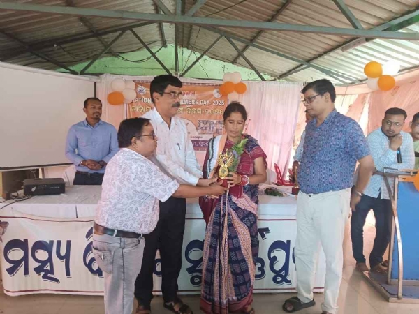 ସୁବର୍ଣ୍ଣପୁର ଠାରେ ଜାତୀୟ ମତ୍ସ୍ୟ ଚାଷୀ ଦିବସ ପାଳିତ