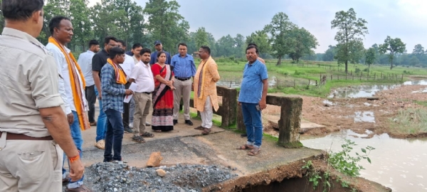 ଜଳମଗ୍ନ  କୁଚିଣ୍ଡା ବ୍ଲକର କ୍ଷୟକ୍ଷତି ଆକଳନ ଓ ପରିଦର୍ଶନ