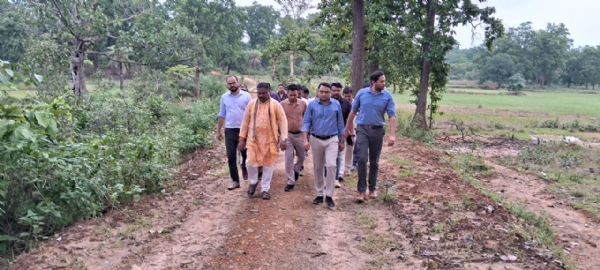 ଜଳମଗ୍ନ  କୁଚିଣ୍ଡା ବ୍ଲକର କ୍ଷୟକ୍ଷତି ଆକଳନ ଓ ପରିଦର୍ଶନ