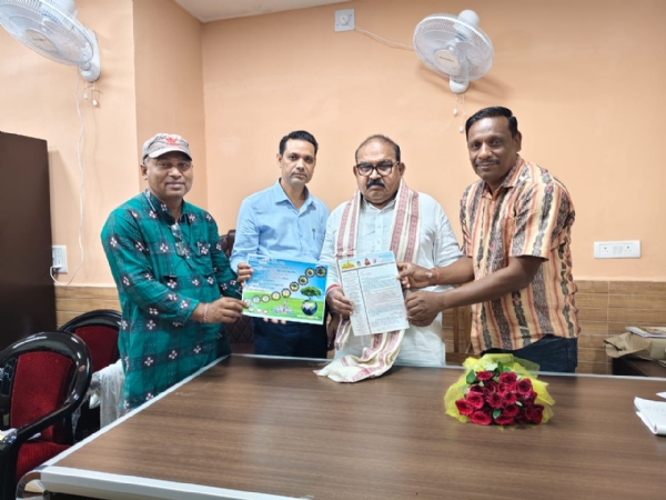 ସମ୍ବଲପୁରୀ ଦିନ ପାଇଁ କେନ୍ଦ୍ର ଶିକ୍ଷା ମନ୍ତ୍ରୀ, ରାଜ୍ୟ ର ସଂସ୍କୃତି ମନ୍ତ୍ରୀ ଓ ବିଧାୟକ ଙ୍କୁ ନିୟୁତା