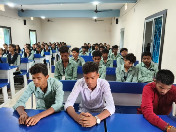 ଯୁଧିଷ୍ଠିର ଉଚ୍ଚ ମାଧ୍ୟମିକ ବିଦ୍ୟାଳୟରେ ନବାଗତ ଛାତ୍ର/ ଛାତ୍ରୀଙ୍କ ସ୍ୱାଗତ ଉତ୍ସବ