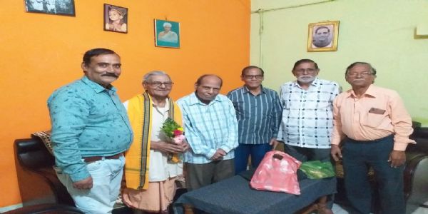 ବର୍ଷିୟାନ କ୍ରୀଡାବିତଙ୍କ ଜନ୍ମଦିନ ପାଳନ