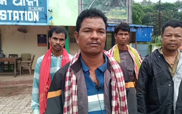 ବଲେରୋକୁ ଅଟକାଇ ଲୁଟିନେଲେ ୧ଲକ୍ଷ ଟଙ୍କା ଥାନାରେ ଅଭିଯୋଗ