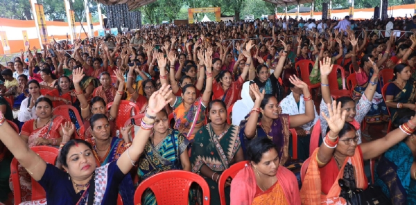 ଦେବଗଡ଼ରେ “ଗରିବ କଲ୍ୟାଣ ଓ ବିକାଶ ସମାବେଶ”