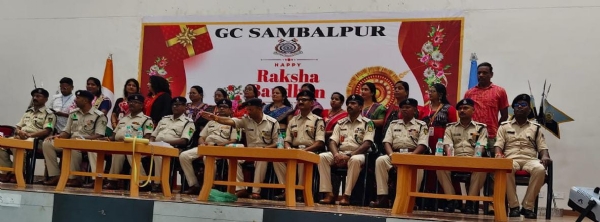ସିଆରପିଏଫ ଜବାନଙ୍କୁ ରାକ୍ଷୀ ବାନ୍ଧିଲେ ପଶ୍ଚିମାଞ୍ଚଳ ଏକତା ମଞ୍ଚର ନାରୀଶକ୍ତି