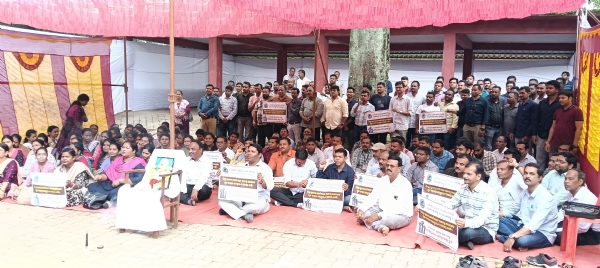 କୋରାପୁଟ ଜିଲା  ରାଜସ୍ୱ ଅମଲା ଅନିର୍ଦ୍ଦିଷ୍ଟକାଳ ପର୍ଯ୍ୟନ୍ତ ସମୂହ ଛୁଟିରେ