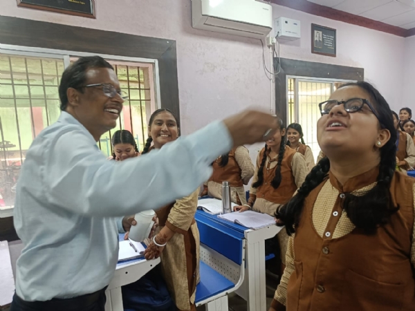 ବଲାଙ୍ଗିର ଠାରେ ଜିଲ୍ଲା ସ୍ତରୀୟ ଜାତୀୟ କୃମିନାଶକ ଦିବସ