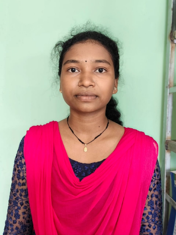 ଡାକ୍ତର ହେବେ ପ୍ରଥମ ଆଦିମ ଦିଦାୟୀ ଯୁବତୀ ଚମ୍ପା ରାସପେଦା, ଶୁଭେଚ୍ଛା ଜଣାଇଲେ ଜିଲ୍ଲାପାଳ