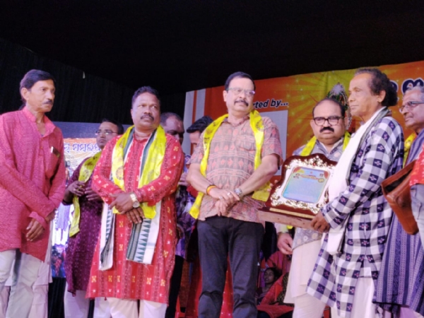 ପଶ୍ଚିମାଞ୍ଚଲ ଏକତା ମଞ୍ଚ ପକ୍ଷରୁ ରାଜ୍ୟ ସ୍ତରୀୟ ସମ୍ବଲପୁରୀ ଦିନ୍ ପାଳନ।