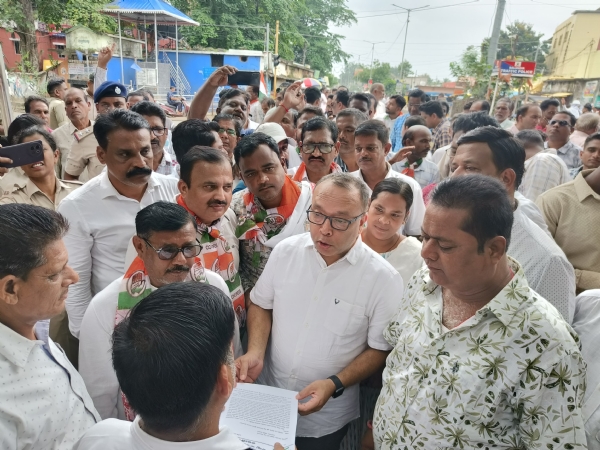 କୃଷି ବିଶ୍ୱ ବିଦ୍ୟାଳୟ ଦାବୀ ରେ ଗର୍ଜିଲା ବଲାଙ୍ଗିର କଂଗ୍ରେସ ୧୦ ବର୍ଷ ପୂର୍ବର ଘୋଷଣା କାର୍ଯ୍ୟକାରି କଲାନାହିଁ ବିଜେଡି ସରକାର ବିପକ୍ଷରେ ଥିଲା ବେଳେ ଦାବି, ଶାସନ କୁ ଆସିଲେ ପଛଘୁଞ୍ଜା ଦେଲା ବିଜେପି - ସମରେନ୍ଦ୍ର