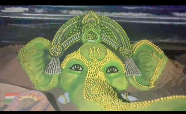 ପୁରୀ ବେଳାଭୂମି ବାଲିରେ ଦେଢ଼ ହଜାର ଲେମ୍ବୁ ବ୍ୟବହାର ହୋଇ ଲିମନଗଣେଶ ନିର୍ମିତ