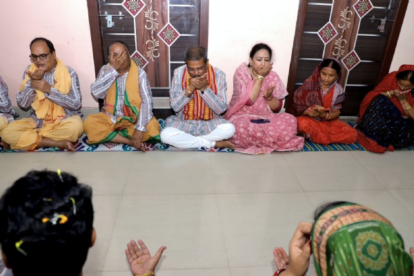 ସମ୍ବଲପୁରରେ ନୂଆଁଖାଇ ପାଳନ କଲେ କେନ୍ଦ୍ରମନ୍ତ୍ରୀ
