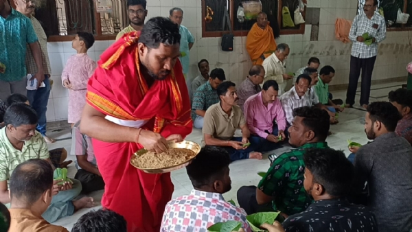 ମାଁ ପାଟଣେଶ୍ୱରୀ ମନ୍ଦିର ରେ ଲାଗିଲା ନବାନ୍ନ ୨ହଜାର ଭକ୍ତ ଖାଇଲେ ନବାନ୍ନ ଭୋଗ