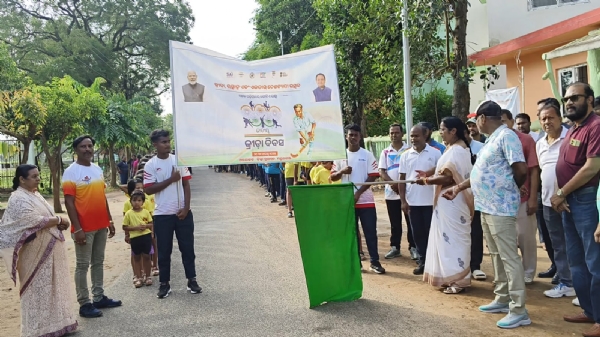 Krida Divas Palita