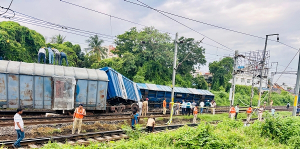 ବିଜୟନଗରମ କୋତବଲସା ମଝି କୋରକୁଣ୍ଡା ଠାରେ ଏକ ମାଲବାହୀ ଟ୍ରେନ୍‌ର ୬ଟି ବଗି ଲାଇନଚ୍ୟୁତ