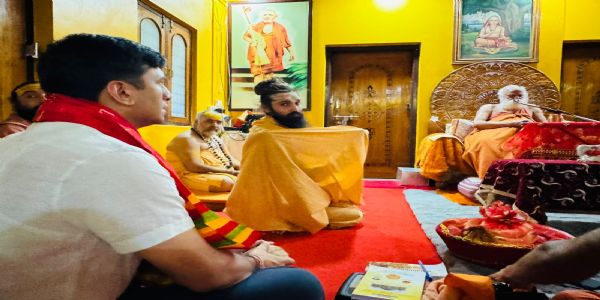 ପୁରୀ ଶଙ୍କରାଚାର୍ଯ୍ୟଙ୍କ ଆଶିର୍ବାଦ ନେଲେ, ନୂଆ ଏସପି ପ୍ରତୀକ ସିଂ
