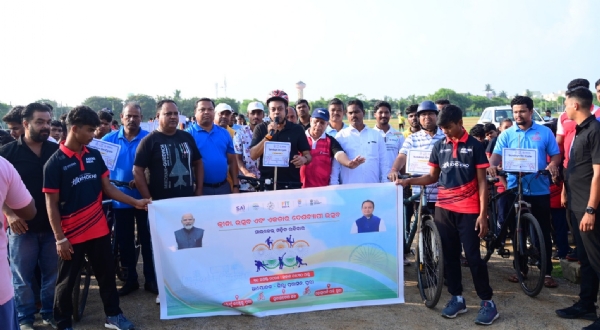 ସୁସ୍ଥ ଓ ଫିଟ ରହିବାକୁ ସାଇକେଲ ଚାଳନା ଏକ ସୁନ୍ଦର ଅଭ୍ୟାସ: ସାଂସଦ ଡା ପାତ୍ର।