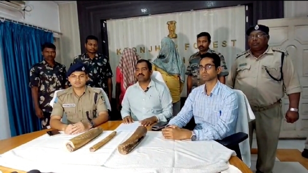 Two tusker lootera arrest