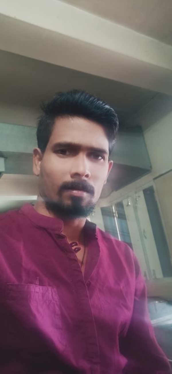 ବଲାଙ୍ଗିରରେ ଟ୍ରେନ୍‌ ଟ୍ରାକ୍‌ରେ ଆତ୍ମହତ୍ୟା କଲେ ଯୁବକ