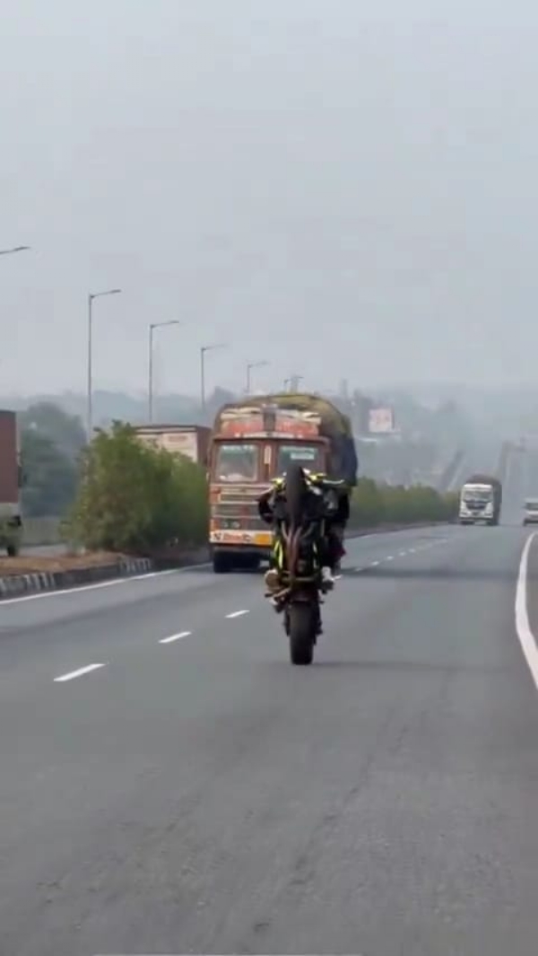 Bike Stunt
