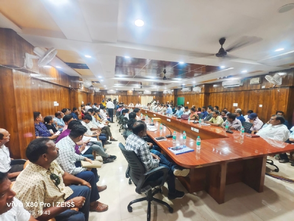 କଳିକେଶ ଙ୍କ ବଲାଙ୍ଗିର ନିର୍ବାଚନ ମଣ୍ଡଳୀ ସ୍ତରୀୟ ବିକାଶ ମୂଳକ ସମୀକ୍ଷା ବୈଠକ କଳିକେଶ ଙ୍କ ବଲାଙ୍ଗିର ନିର୍ବାଚନ ମଣ୍ଡଳୀ ସ୍ତରୀୟ ବିକାଶ ମୂଳକ ସମୀକ୍ଷା ବୈଠକ