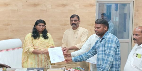 କୁନ୍ଦୁରା ପଞ୍ଚାୟତ ସମିତି ଅଧ୍ୟକ୍ଷାଙ୍କ ବିରୁଦ୍ଧରେ ଅନାସ୍ଥା ପ୍ରସ୍ତାବ ଅଭିଯୋଗ