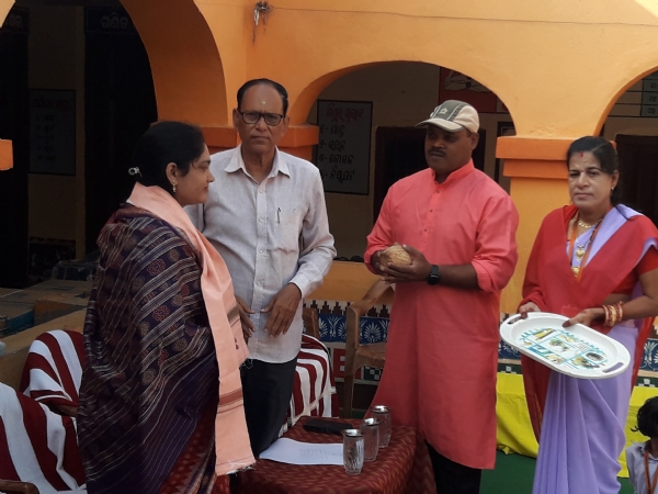 ସରସ୍ଵତୀ ଶିଶୁ ବିଦ୍ୟା ଜ୍ଞାନ ମନ୍ଦିର, କଦମ୍ ପଡା ବଲାଙ୍ଗିର ଶିଶୁ ବାଟିକା ଠାରେ ରକ୍ଷାବନ୍ଧନ ଉତ୍ସବ ପାଳିତ